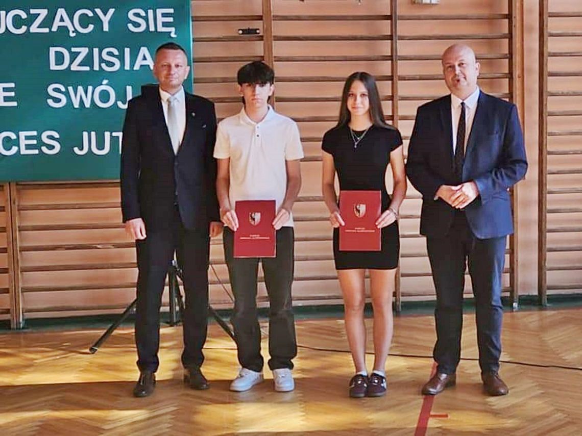Stypendia Starosty dla licealistów