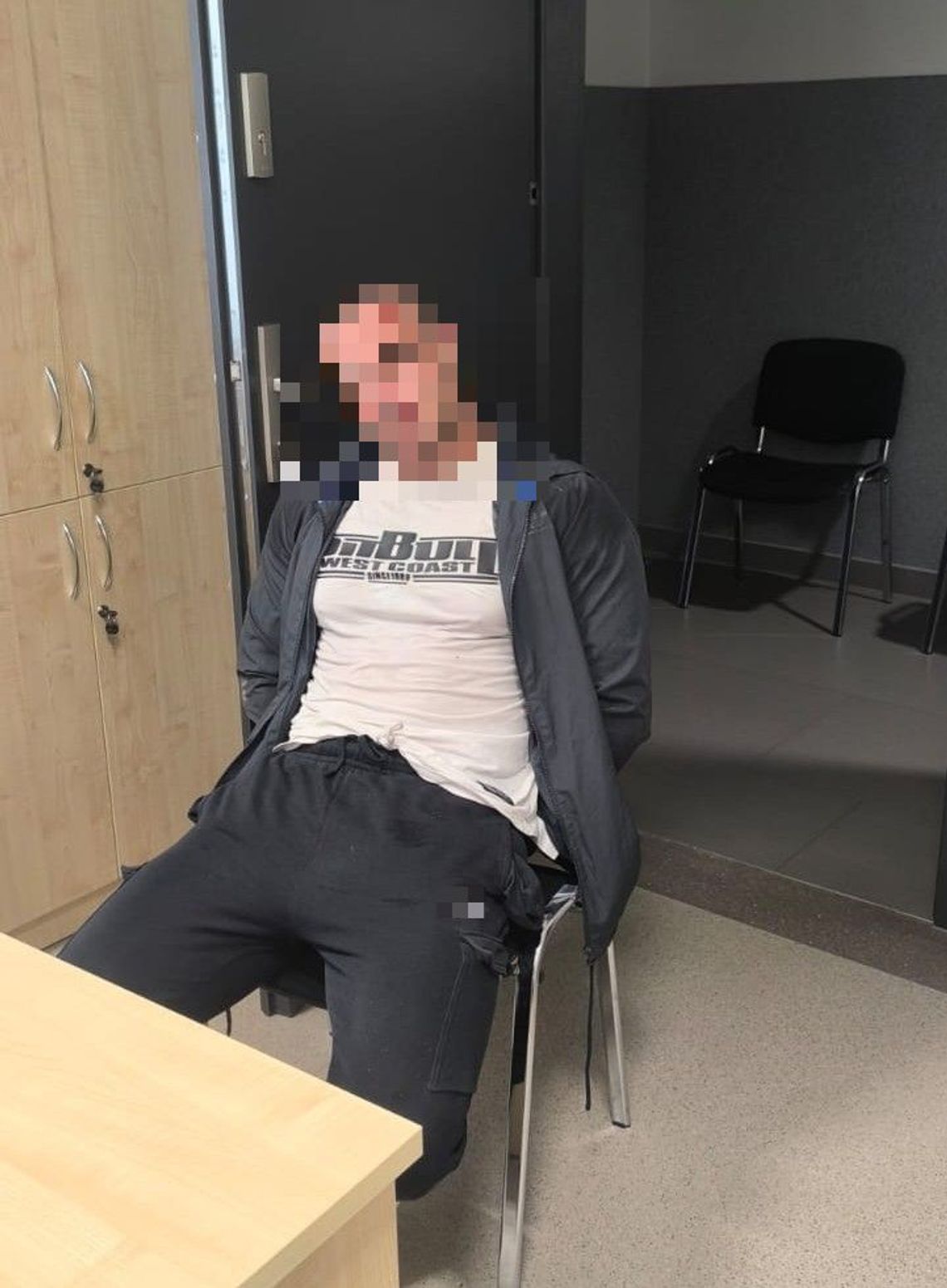 Policjanci z Sycowa zatrzymali sprawców włamania na gorącym uczynku