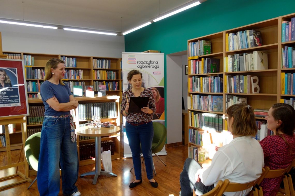 Autorka "Zdrajcy" w bibliotece w Oleśnicy