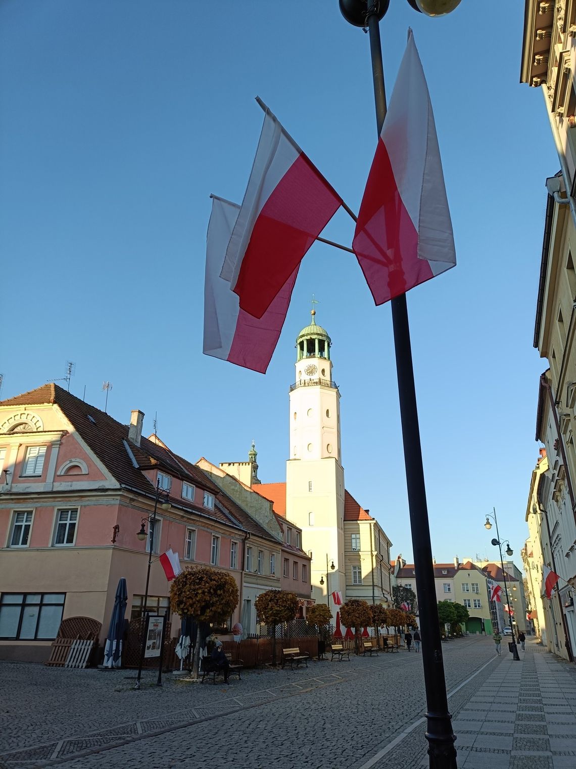 Oleśnica gotowa na Narodowe Święto Niepodległości Oleśnica gotowa na Narodowe Święto Niepodległości