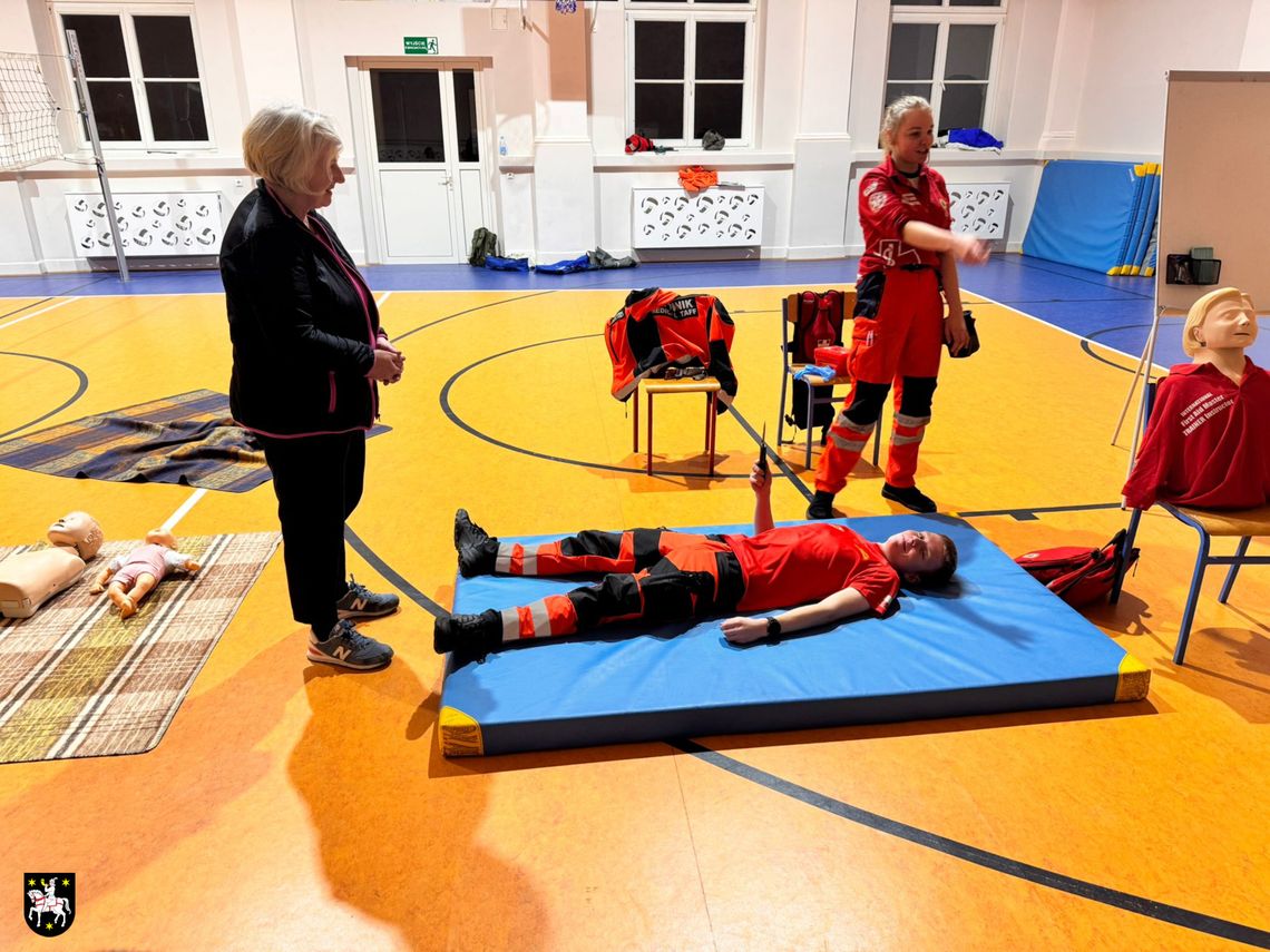 Spotkanie „Pierwsza pomoc dla seniorów” odbyło się w Sycowie Spotkanie „Pierwsza pomoc dla seniorów” odbyło się w Sycowie