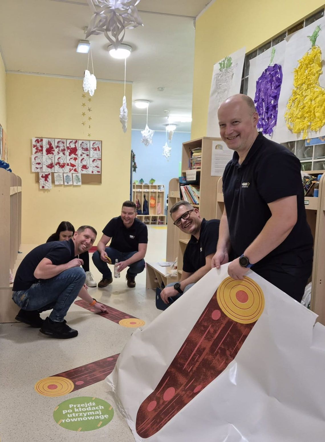 GKN Oleśnica wsparł szkołę w ramach projektu "Gekon" GKN Oleśnica wsparł szkołę w ramach projektu "Gekon"