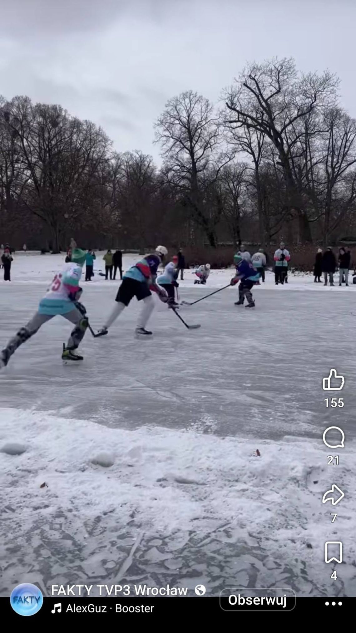 "Dwa światy?” Aktywista zdziwiony: w Oleśnicy straszą, we Wrocławiu grają w hokeja