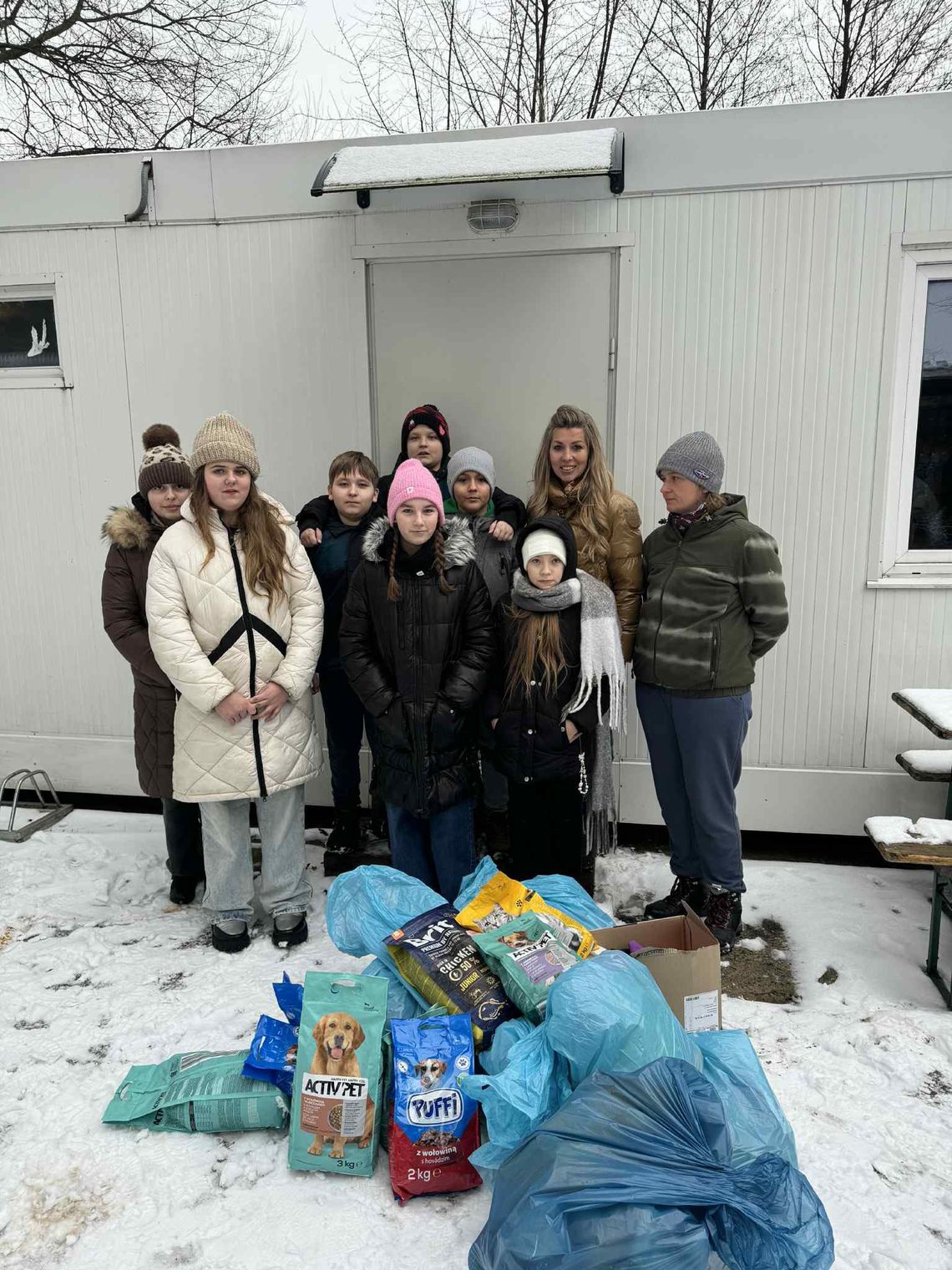 Młodzi bohaterowie z Bierutowa! Dzieciaki z podstawówki odwiedziły schronisko