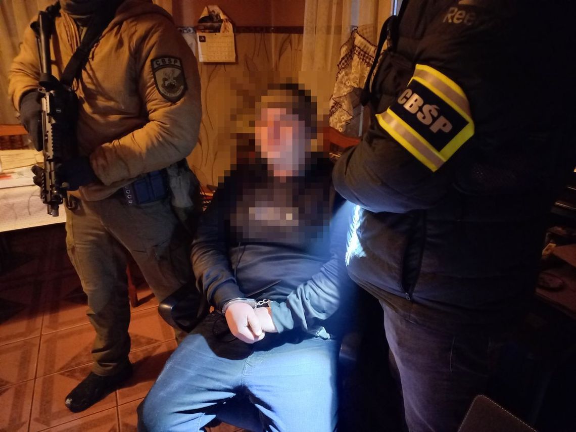 Skuteczny cios w przestępczość. CBŚP i policjanci z Oleśnicy zlikwidowali laboratorium narkotykowe Skuteczny cios w przestępczość. CBŚP i policjanci z Oleśnicy zlikwidowali laboratorium narkotykowe