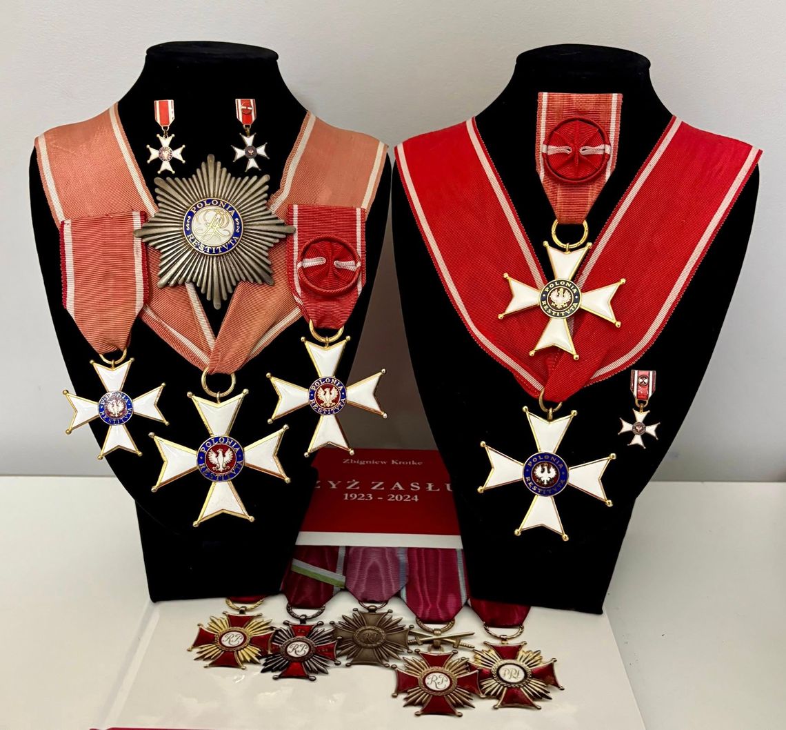 Muzeum Foteli Katapultowych w Oleśnicy powiększa kolekcję odznaczeń