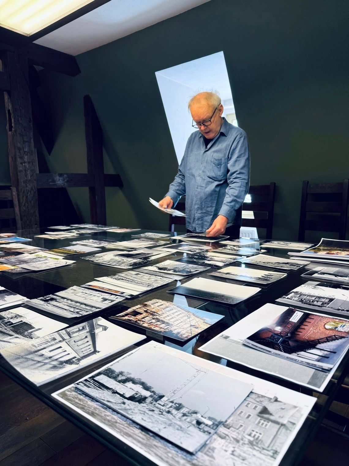 Oleśnica cofa się w czasie! Emocjonalna wystawa „Pokój wspomnień miasta” już w poniedziałek