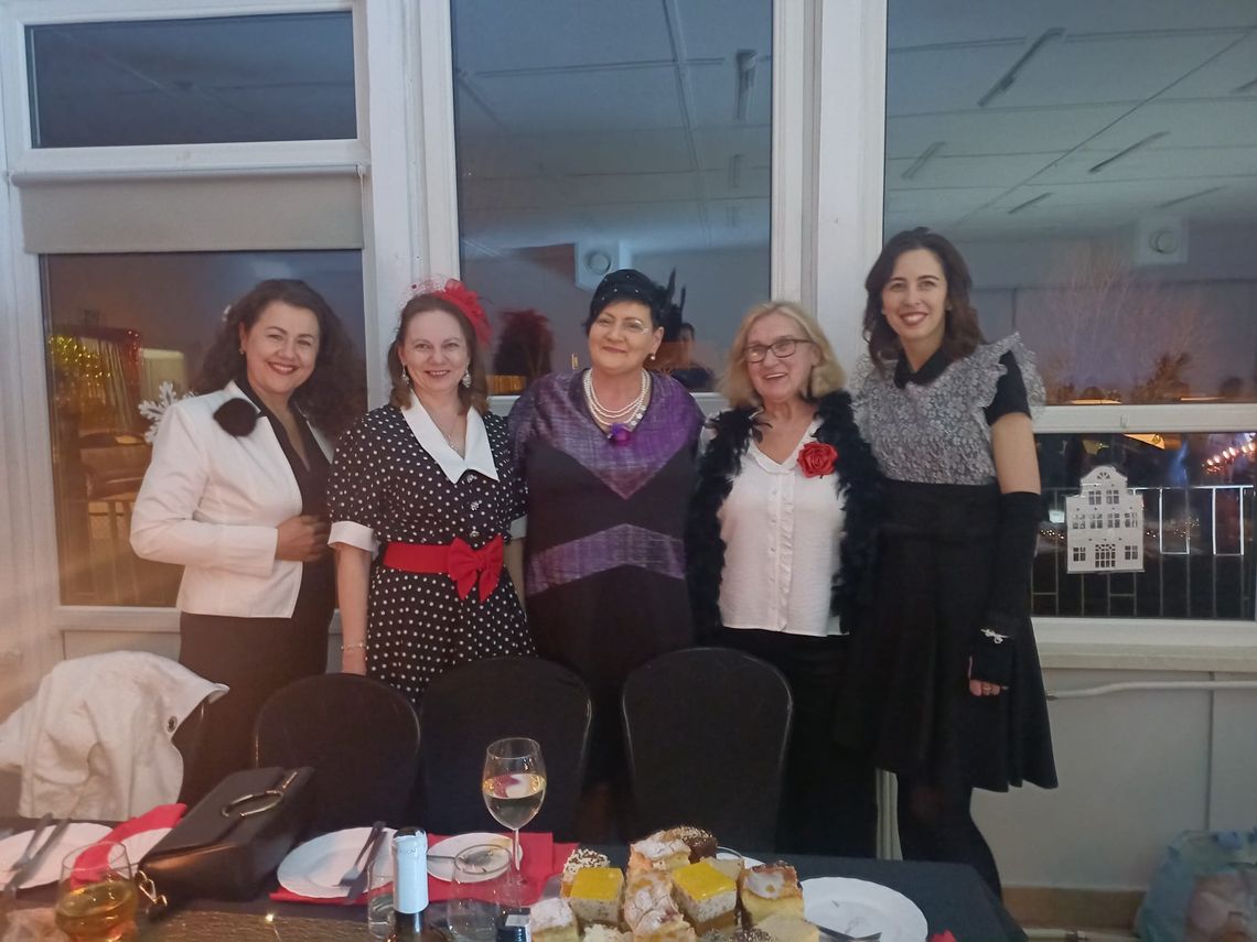 Francja elegancja w Wabienicach Francja elegancja w Wabienicach