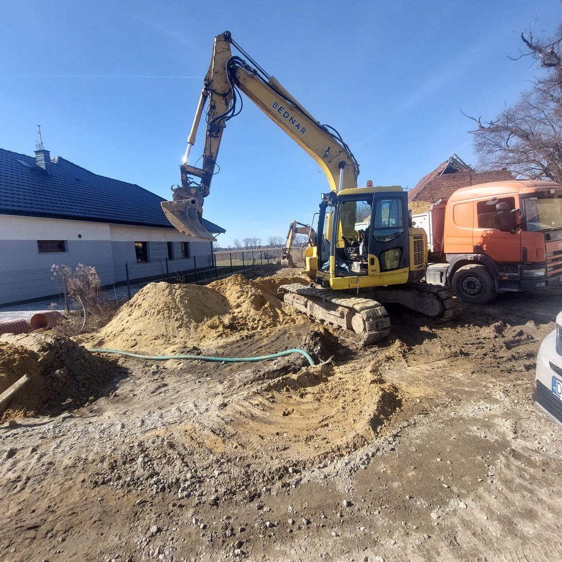 Końcówka wielkiej inwestycji w Jenkowicach – kanalizacja sanitarna na finiszu