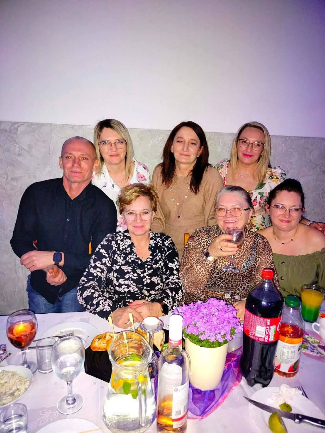 Uśmiechy, rozmowy i strażacka pomoc – tak Dziesławice celebrowały Dzień Kobiet