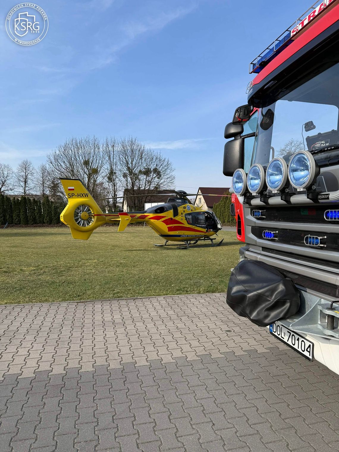 Zmasowana akcja ratunkowa - na miejsce poleciał też śmigłowiec LPR