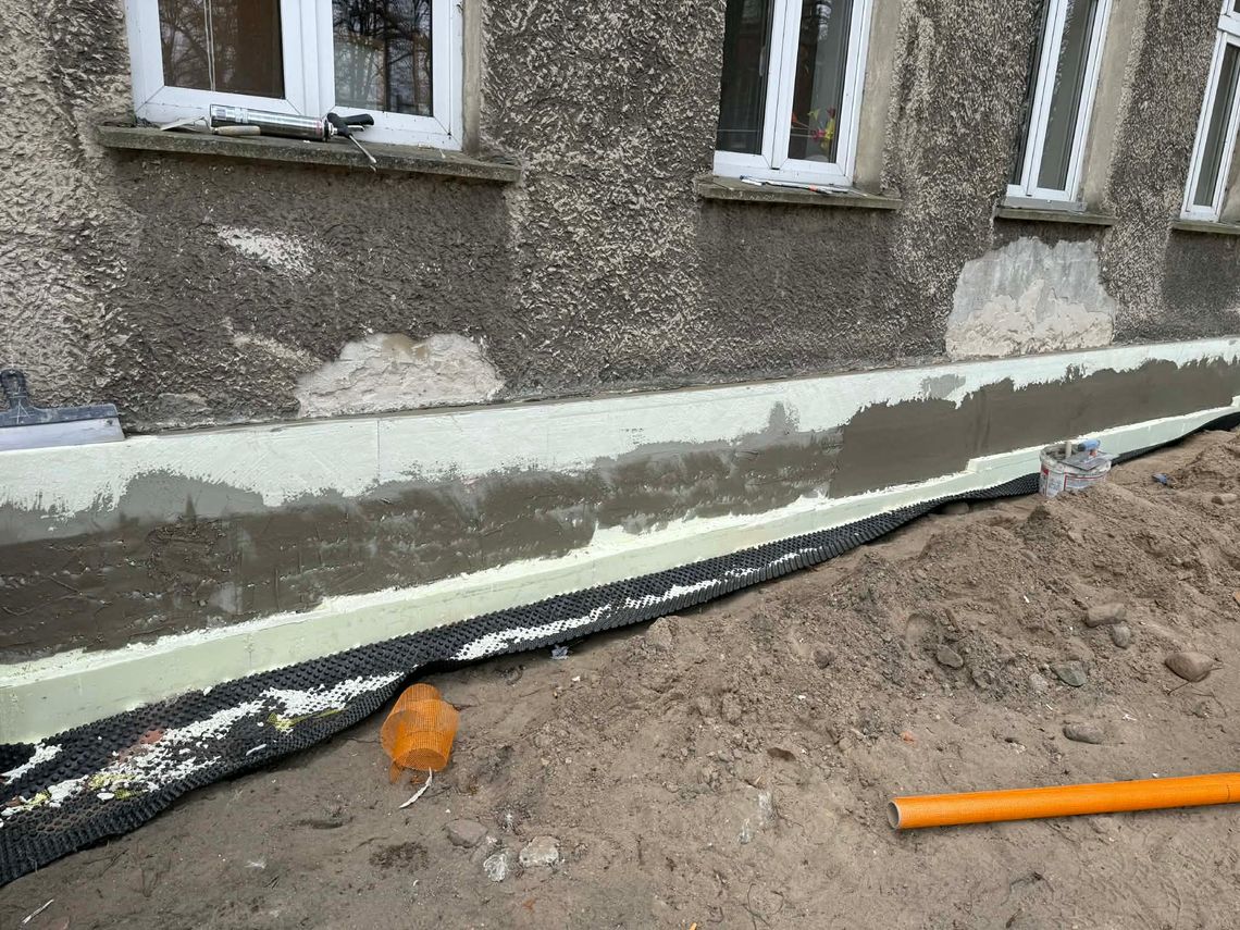 Termomodernizacja budynku przy Placu Piastów w Twardogórze – cieplej, oszczędniej, nowocześniej