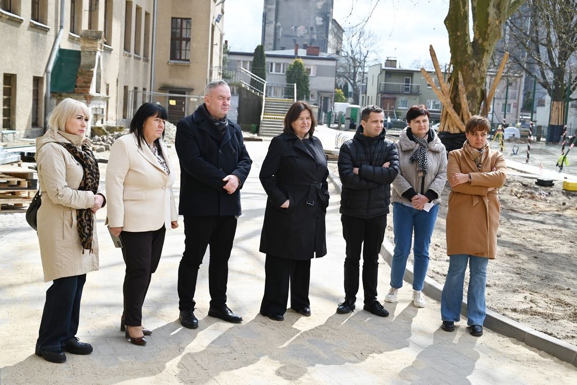Sportowa inwestycja w Oleśnicy nabiera tempa Sportowa inwestycja w Oleśnicy nabiera tempa