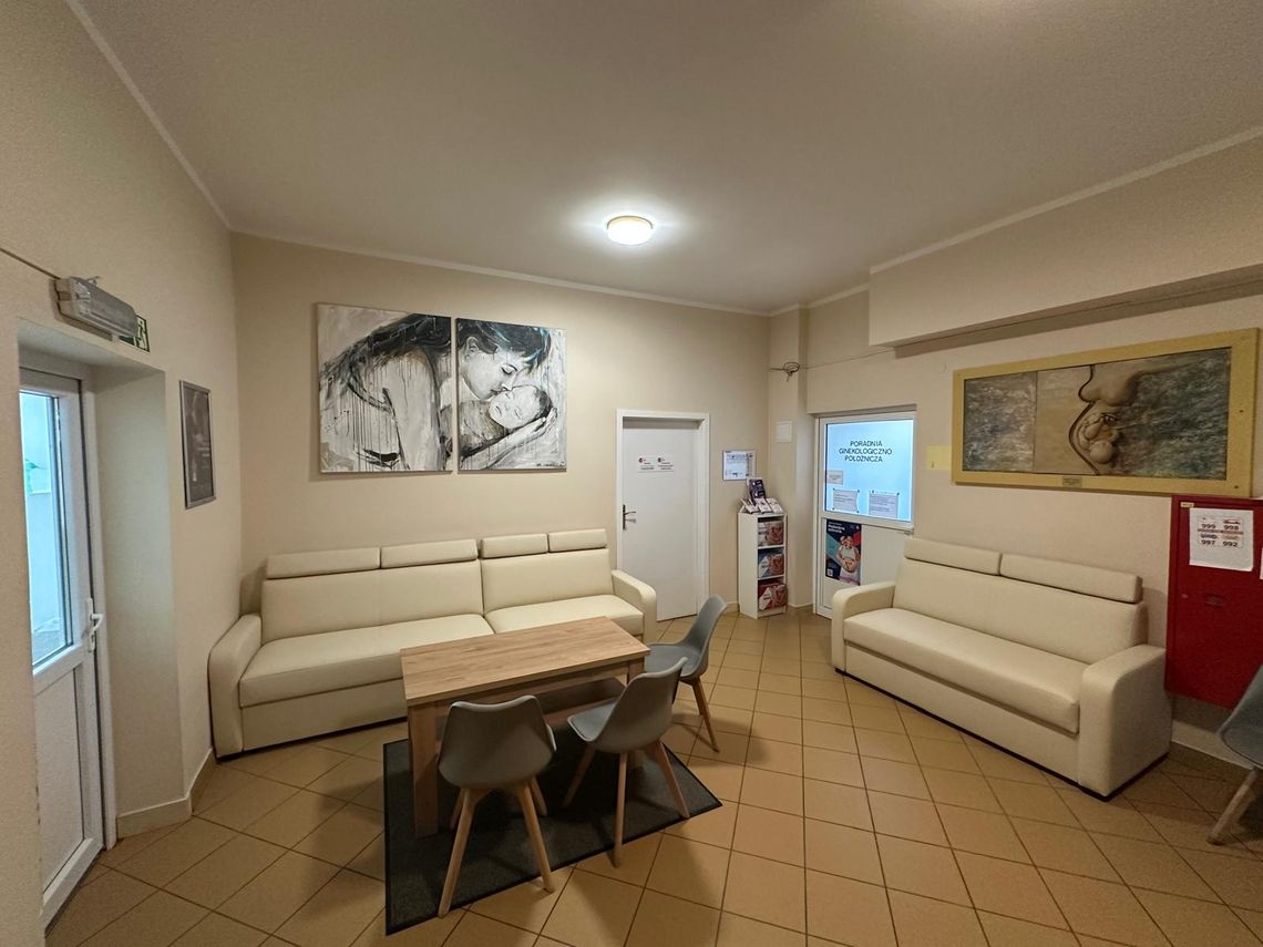 Szpital w Sycowie dostał poczekalnię jak z luksusowej kliniki – a wszystko dzięki hojności lokalnego giganta