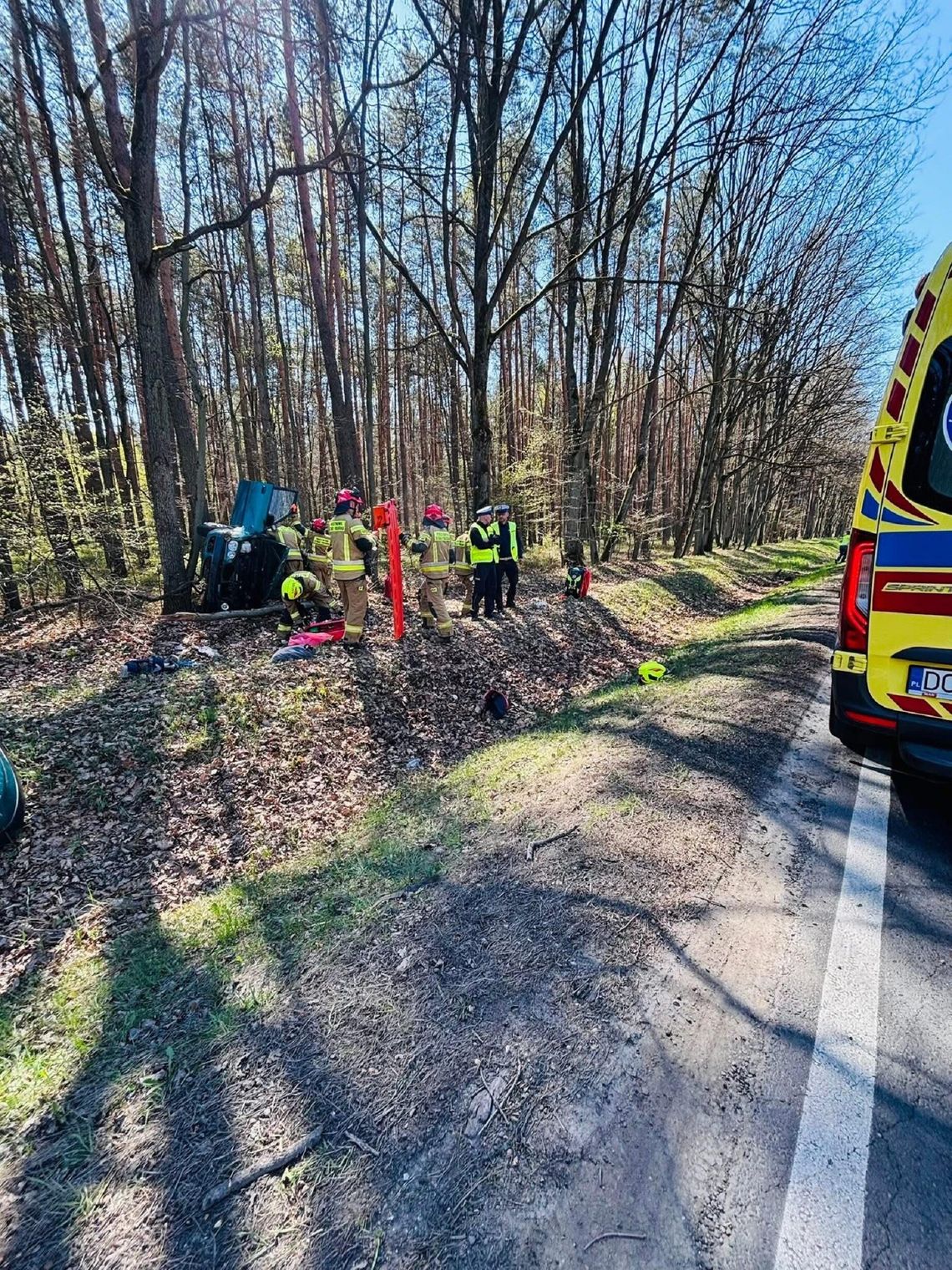 Wdzięczność dla bohaterów codzienności – rodzina dziękuje ratownikom po wypadku na DK25
