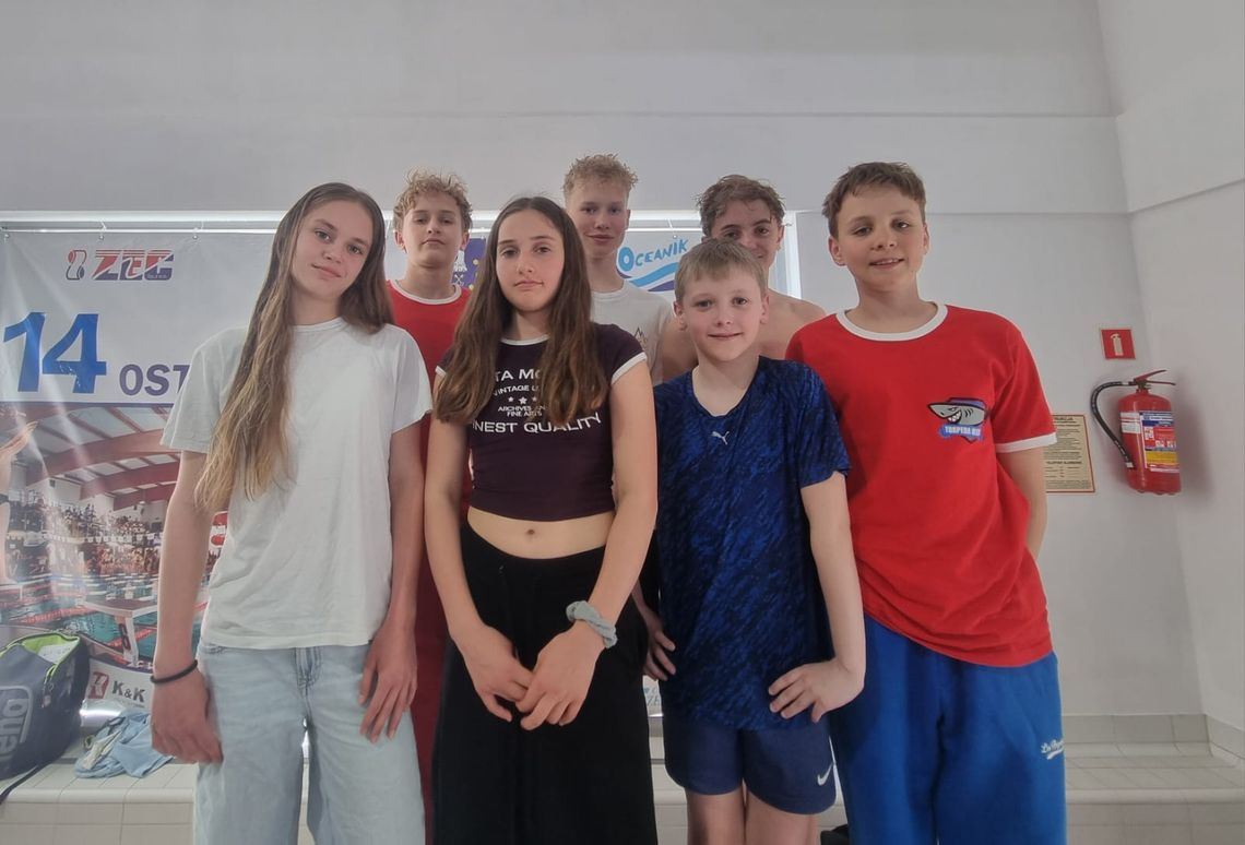 Młodzi pływacy z Oleśnicy błyszczeli w Ostrzeszowie. Sukces Wojtka Okonia w Mistrzostwach Polski