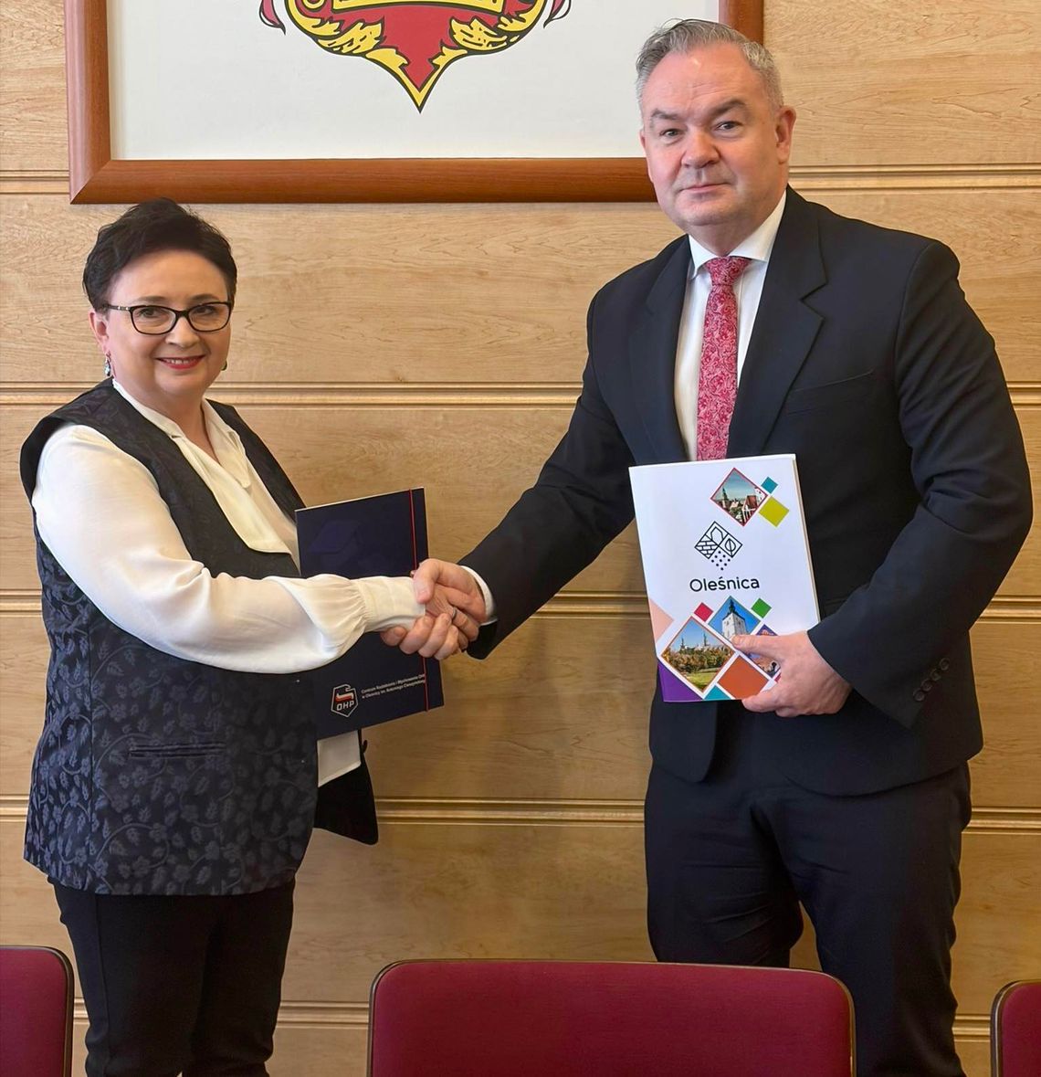 Oleśnica stawia na młodych. Miasto podpisało ważne porozumienie z OHP