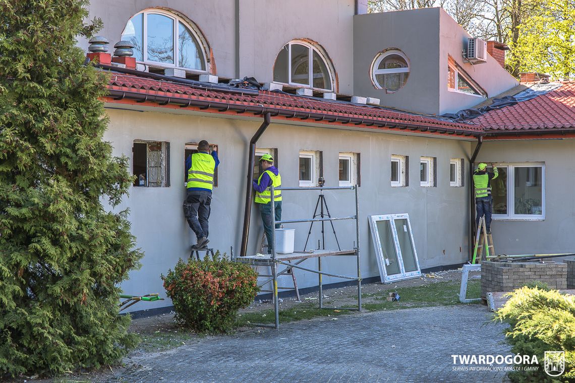 Miliony na szkołę w Grabownie Wielkim! Będzie cieplej, taniej i bardziej ekologicznie