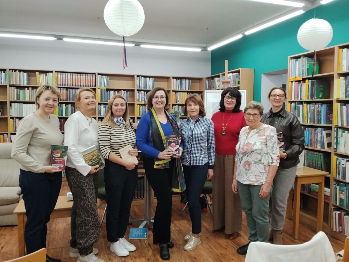 Agnieszka Krawczyk w oleśnickiej bibliotece Agnieszka Krawczyk w oleśnickiej bibliotece