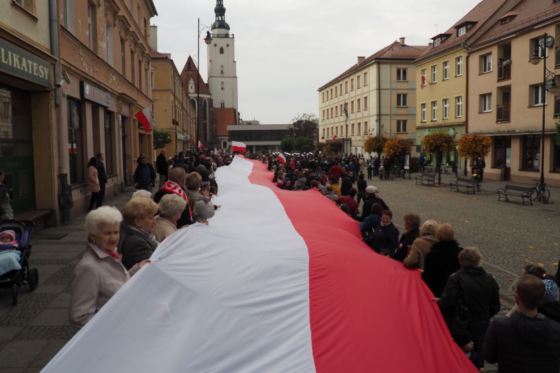 100 metrów flagi na 100-lecie Odzyskania Niepodległości!