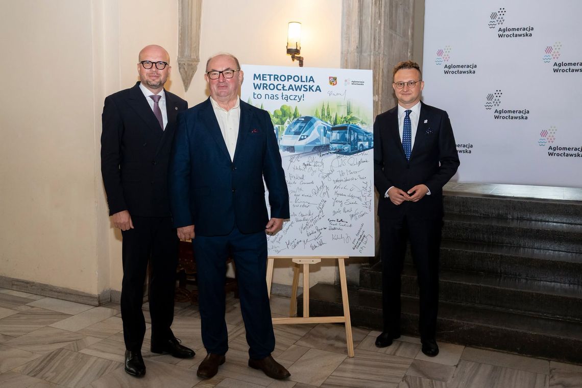 51 samorządów chce utworzenia Metropolii Wrocławskiej. Inicjatywę popiera powiat oleśnicki 51 samorządów chce utworzenia Metropolii Wrocławskiej. Inicjatywę popiera powiat oleśnicki