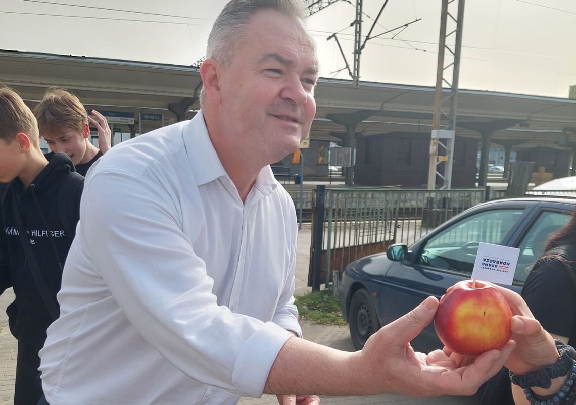 Adam Horbacz wśród pasażerów