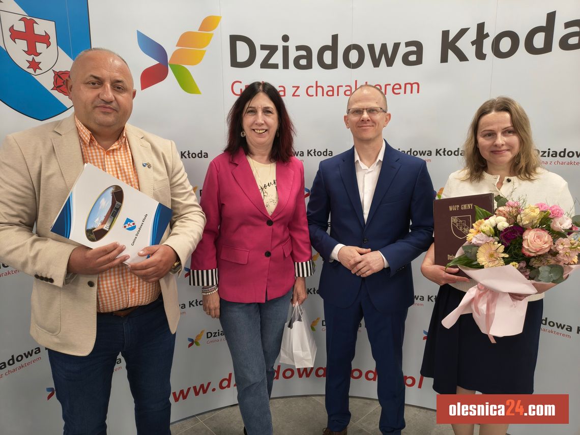Anna Rydzyk nową dyrektor Gminnej Biblioteki Publicznej w Dziadowej Kłodzie Anna Rydzyk nową dyrektor Gminnej Biblioteki Publicznej w Dziadowej Kłodzie