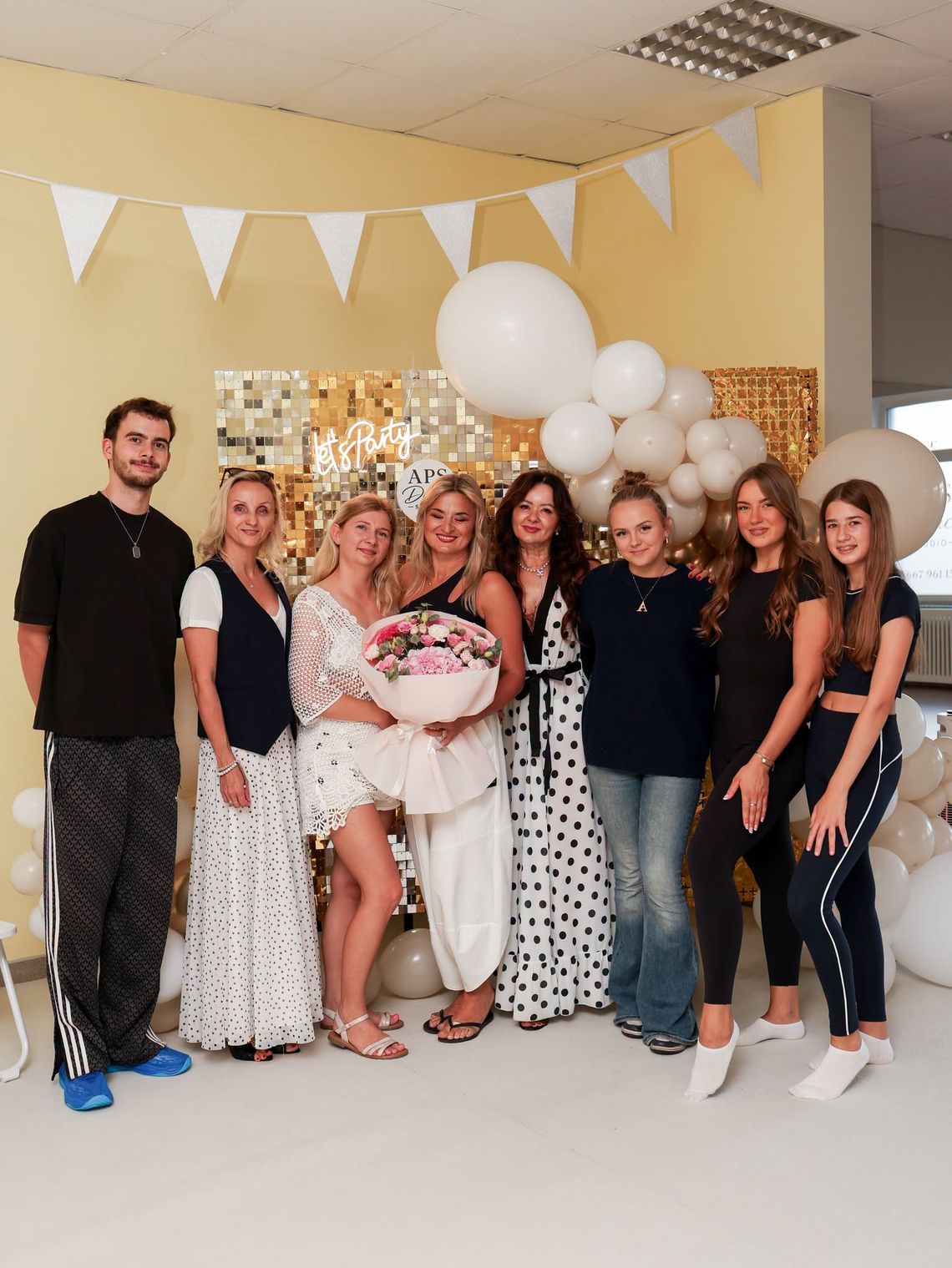 APS Dance Studio podsumowuje pierwszy miesiąc działalności w Sycowie APS Dance Studio podsumowuje pierwszy miesiąc działalności w Sycowie