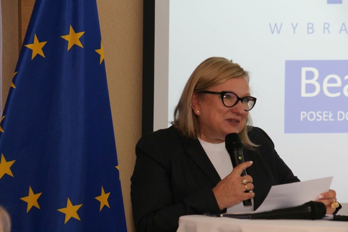 Beata Kempa nazywa premiera Morawieckiego "sympatycznym banksterkiem"