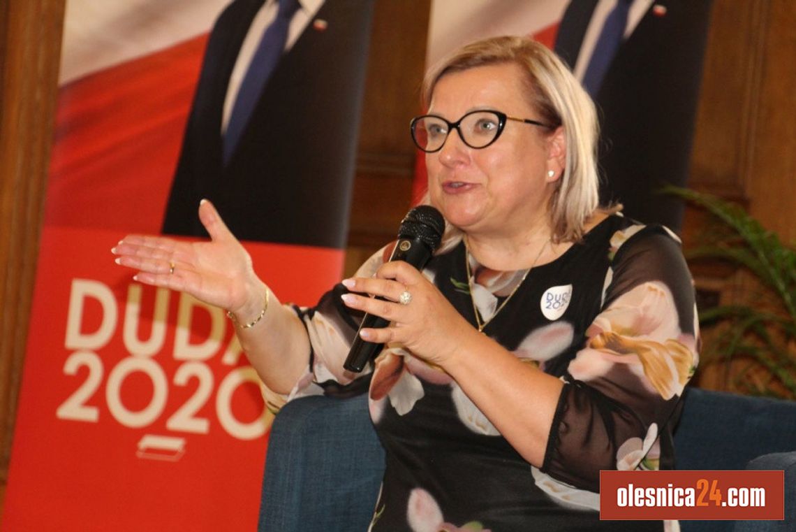 Beata Kempa: "W Polsce mogłaby powstać duża, państwowa agencja pomocowa"