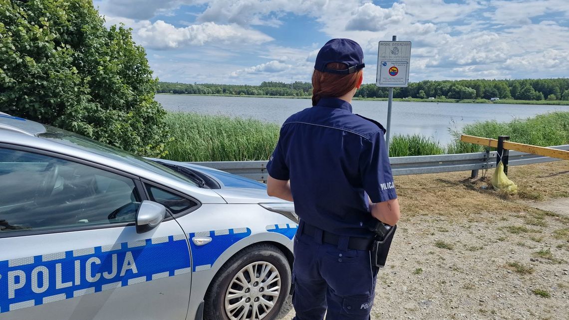 Policja przestrzega przed dzikimi kąpieliskami