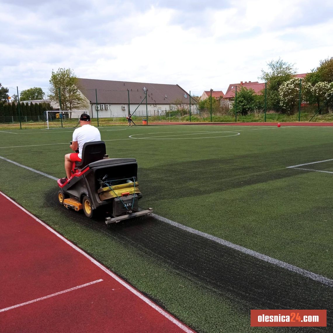 Bierutów modernizuje boiska i doposaża obiekty sportowe Bierutów modernizuje boiska i doposaża obiekty sportowe