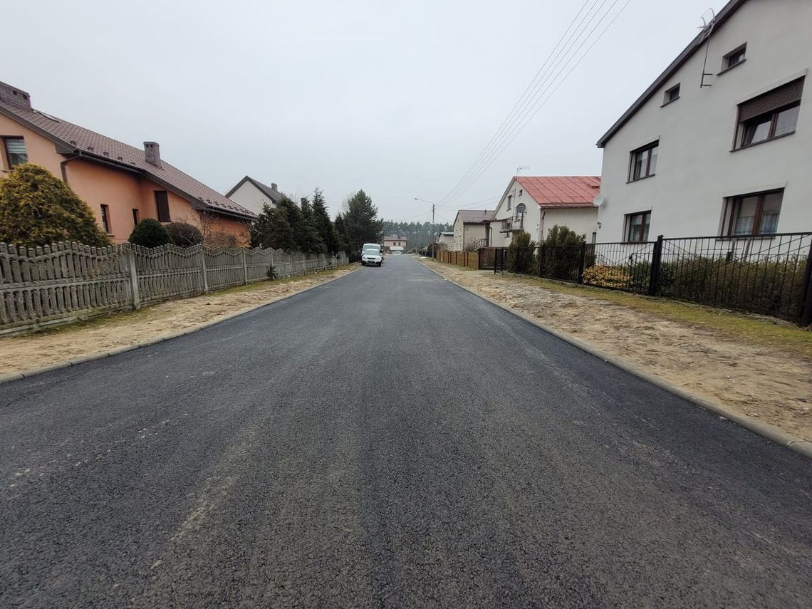 Budują drogi w Twardogórze