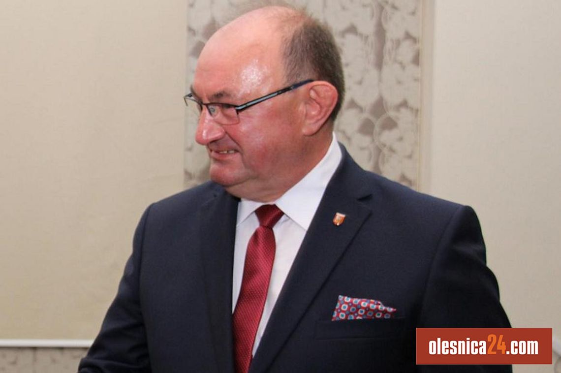 Burmistrz Oleśnicy z wotum zaufania i absolutorium