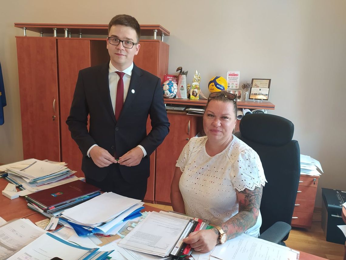 Burmistrz ustąpił. Ale tylko na jeden dzień Burmistrz ustąpił. Ale tylko na jeden dzień