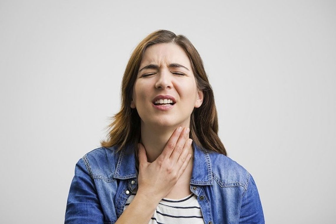 Co powoduje bóle gardła i jak je złagodzić?