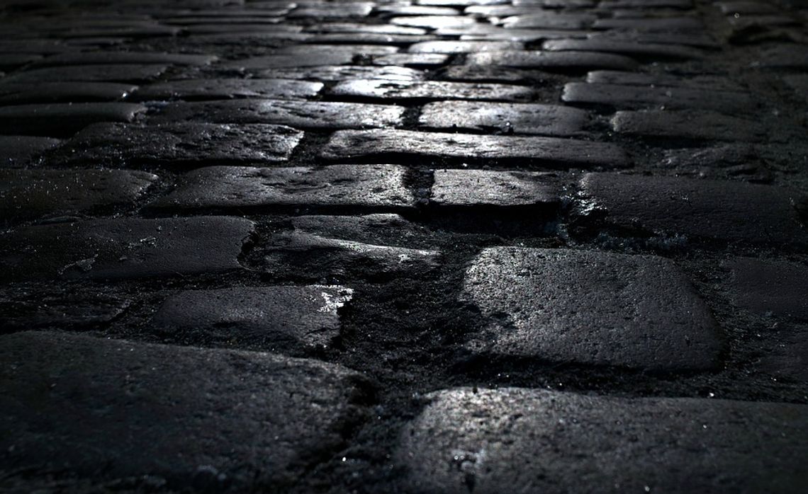 Co z asfaltem zamiast kostki na ulicy Wileńskiej w Oleśnicy?
