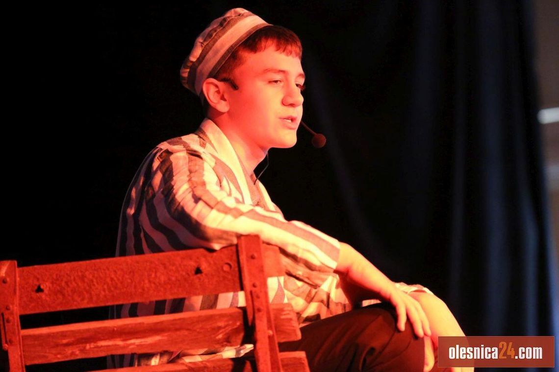 Czternastolatki wzruszyły Twardogórę do łez. Spektakl o Pileckim