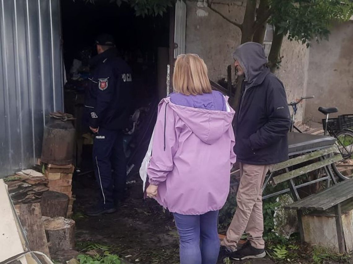 Czy bezdomni są bezpieczni? Trwają policyjne kontrole