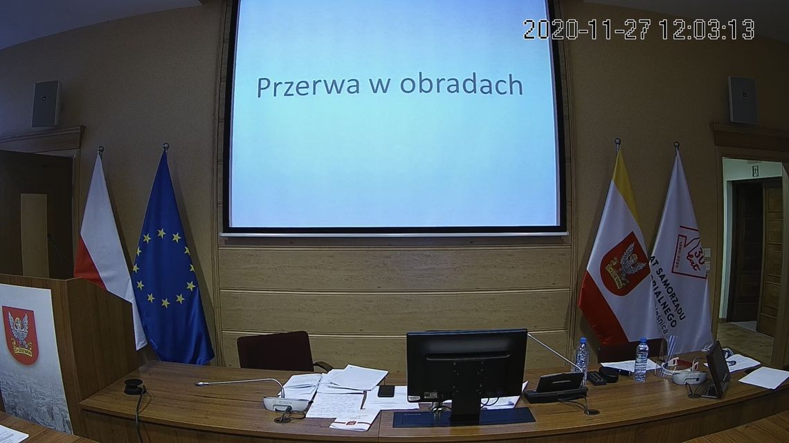 Damian Siedlecki o sesji Rady Miasta Oleśnicy: "Kompromitacja!"