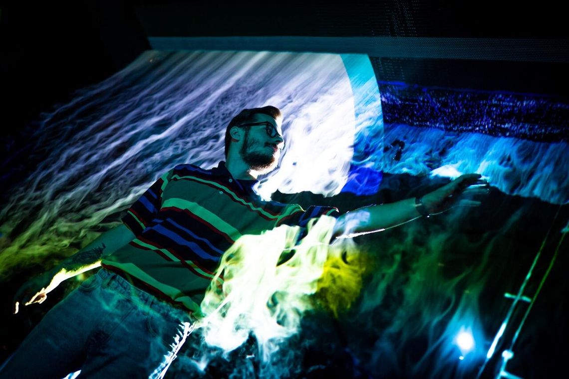 Dotknij chmur w Hydropolis