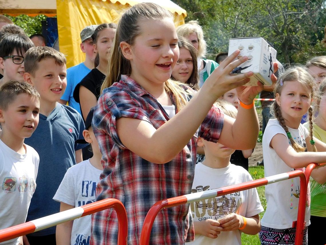 Dzień Dziecka z bliblioteką w Oleśnicy - zaproszenie Dzień Dziecka z bliblioteką w Oleśnicy - zaproszenie