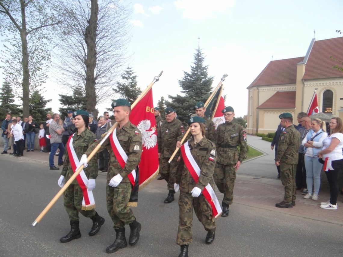 Dzień Flagi - powiatowe obchody w Dziadowej Kłodzie