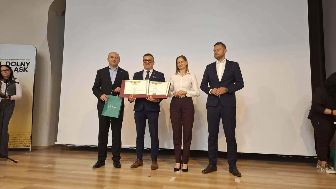 Gmina Oleśnica pozyskała kolejne dofinansowania. Pieniądze trafią do Smardzowa i Ligoty Polskiej