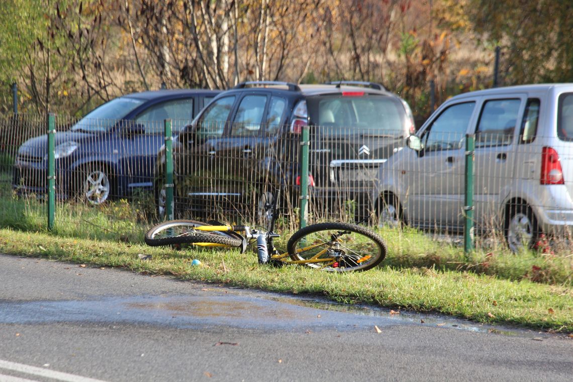 Groźny wypadek na Krzywoustego w Oleśnicy. Poszkodowany jest w stanie ciężkim 