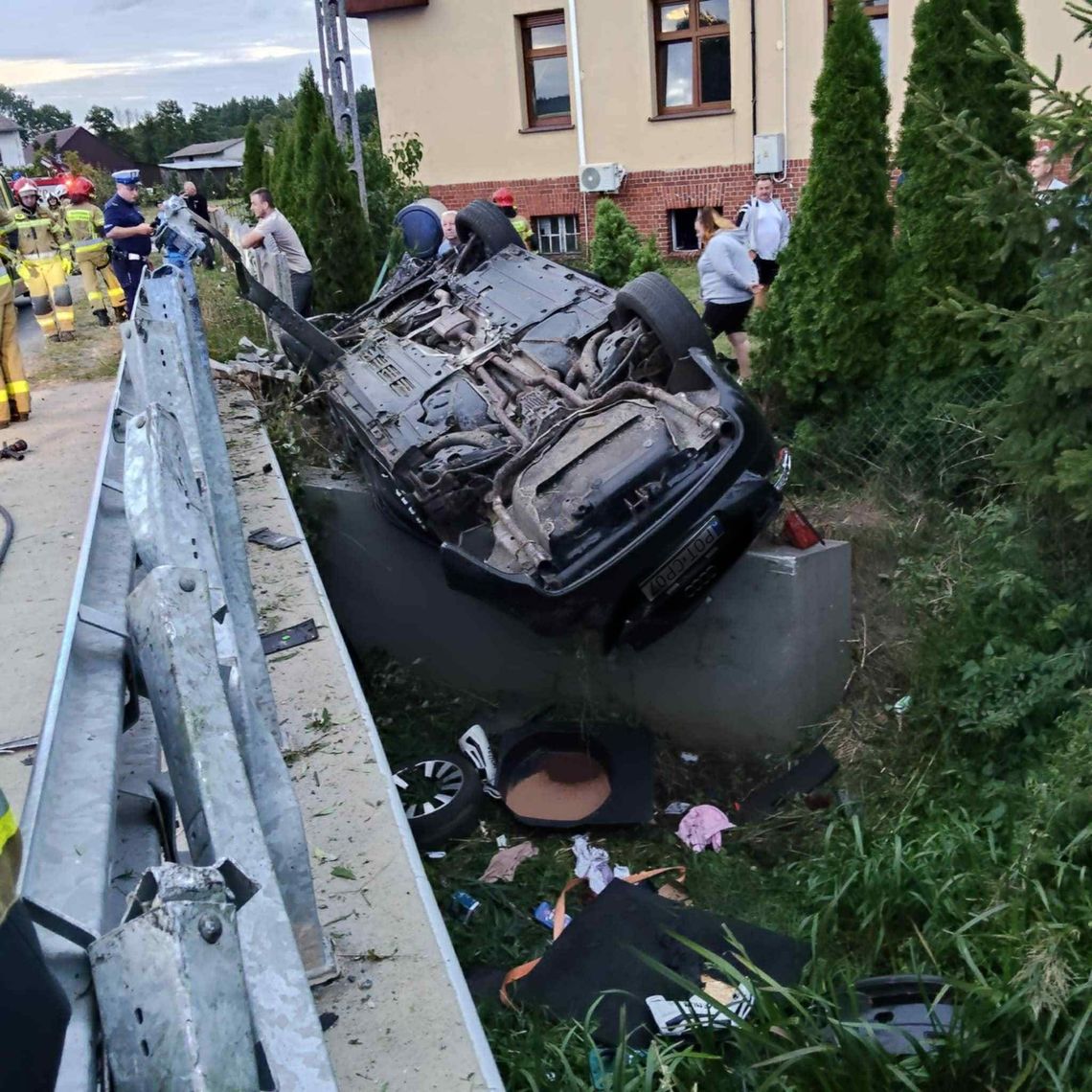 Groźny wypadek w Niwkach Kraszowskich. LPR interweniuje