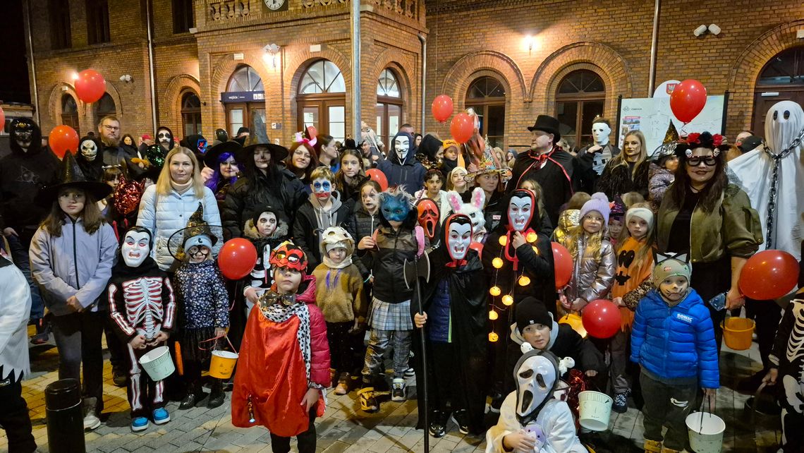 Halloweenowy pochód przeszedł przez Oleśnicę
