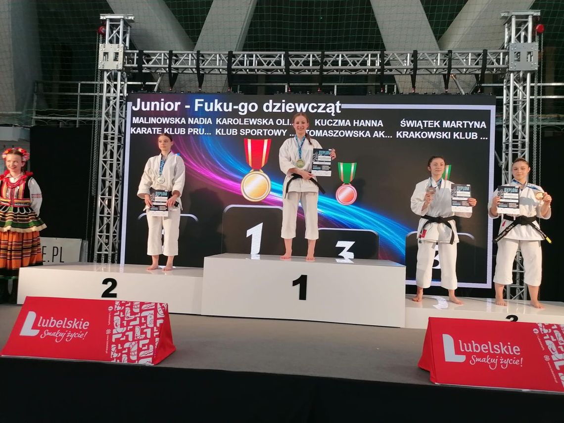 Hikari Oleśnica z medalami Mistrzostw Polski