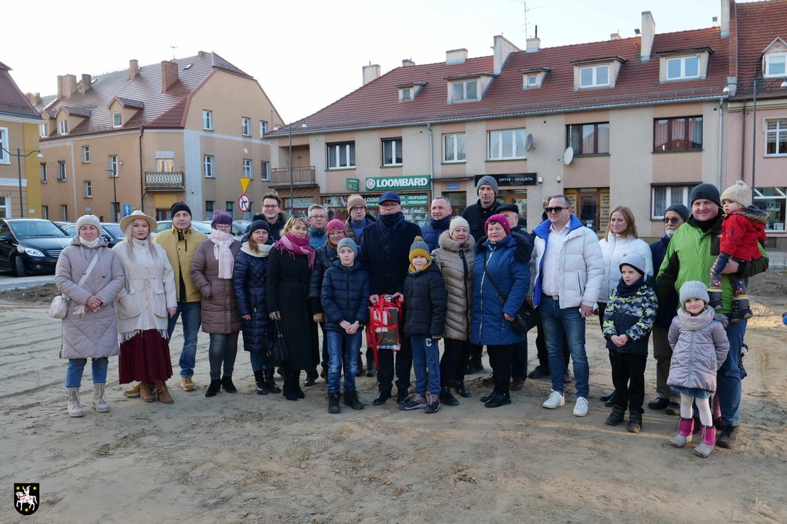 Kapsuła czasu już zamurowana