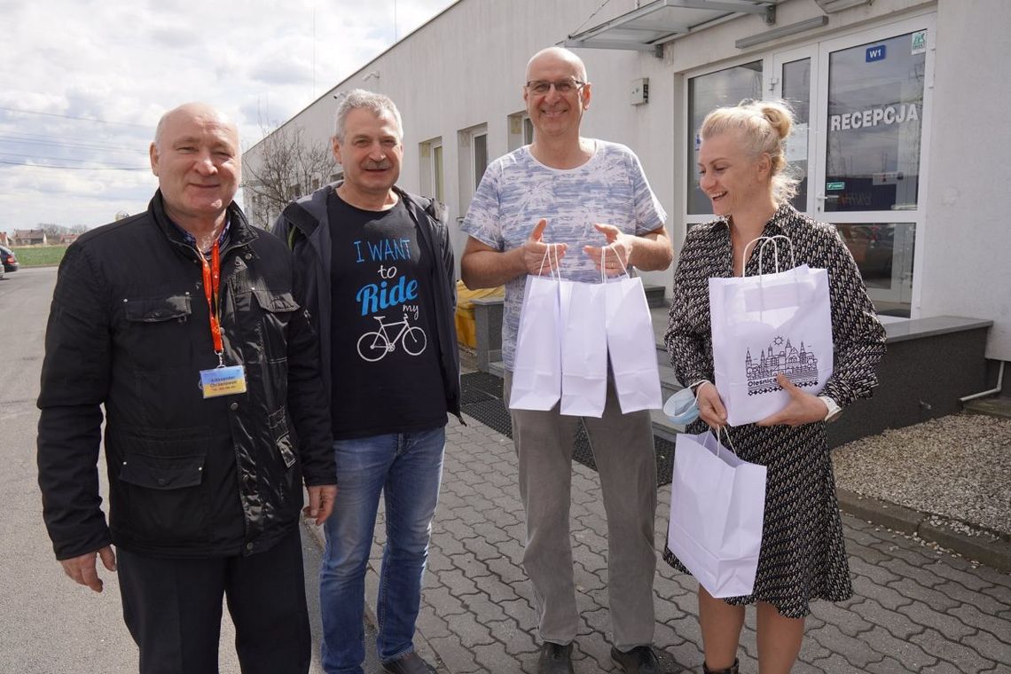 Kerry Oleśnica pomaga uchodźcom z Ukrainy